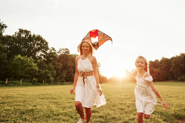 Unity People Mother Daughter Have Fun Kite Field Beautiful Nature — Stock Photo, Image