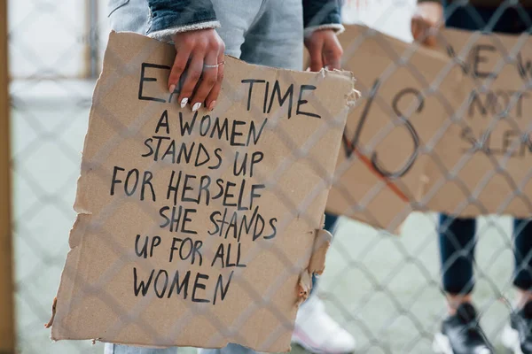 Részecske Nézet Feminista Nők Egy Csoportja Tiltakozik Szabadtéri Jogaikért — Stock Fotó