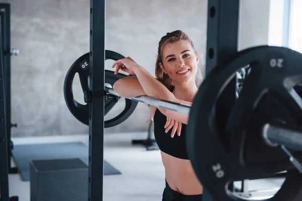 Ves Bien Foto Hermosa Mujer Rubia Gimnasio Fin Semana — Foto de Stock