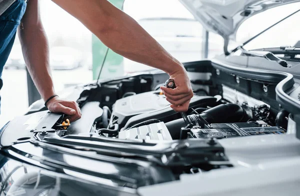 Hier Geht Lang Prozess Der Reparatur Des Autos Nach Einem — Stockfoto