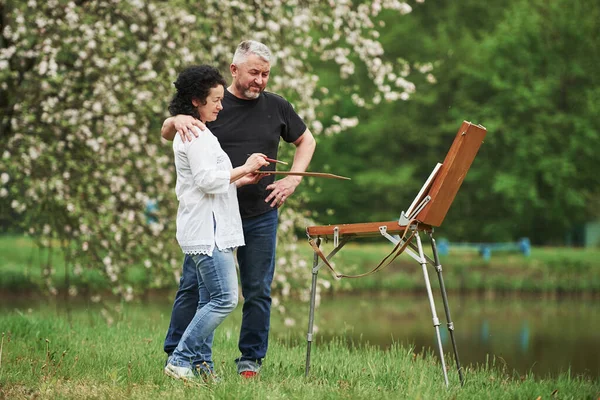Standing Lake Mature Couple Have Leisure Days Working Paint Together — Stock Photo, Image