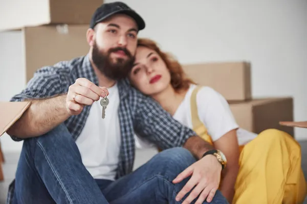 Ahora Somos Independientes Una Pareja Feliz Nueva Casa Concepción Movimiento —  Fotos de Stock