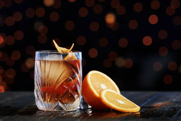 Perfekt Dryck För Restauranger Och Barer Cocktail Klar Träbordet Nattklubben — Stockfoto