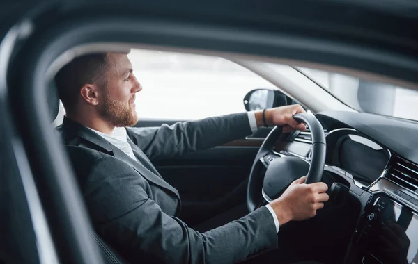 Happy Bearded Guy Modern Businessman Trying His New Car Automobile — Stock Photo, Image