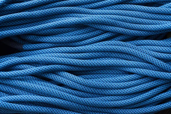 Blauw Touw Voor Belay Geïsoleerde Foto Van Klim Knopen Bovenaanzicht — Stockfoto