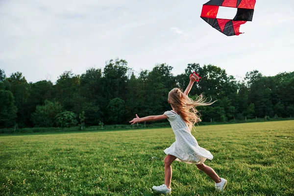 Looking Happy Girl White Clothes Have Fun Kite Field Beautiful — Stock Photo, Image