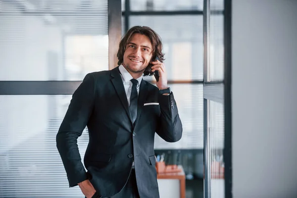 Talking Phone Office Portrait Handsome Young Businessman Black Suit Tie — Stock Photo, Image