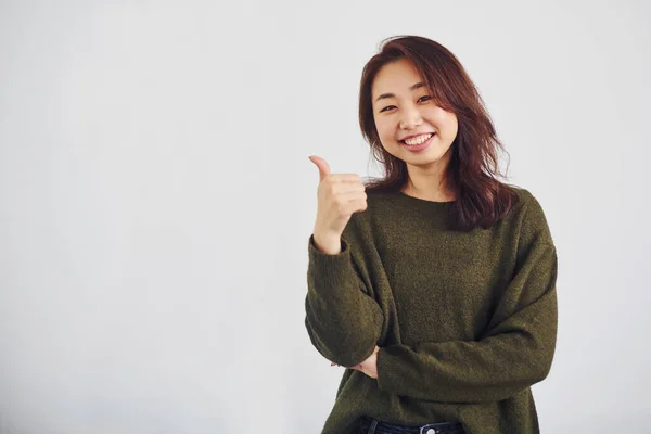 Portré Boldog Ázsiai Fiatal Lány Amely Azt Mutatja Hüvelykujj Fel — Stock Fotó