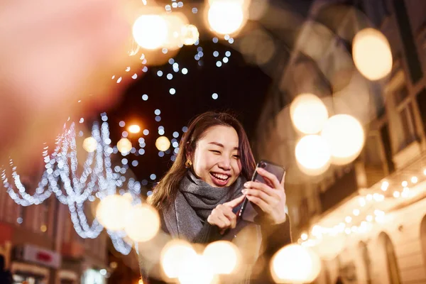 Uses Phone Cute Happy Asian Young Woman Outdoors City Celebrates —  Fotos de Stock