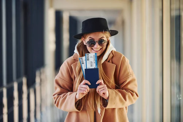 Young Female Passenger Warm Clothes Showing Tickets Airport Hall — Stockfoto