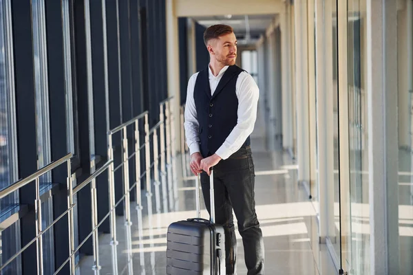Young Male Passenger Elegant Formal Clothes Airport Hall Standing Baggage — Stockfoto