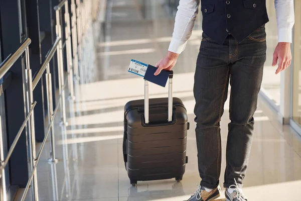 Close View Male Passenger Elegant Formal Clothes Airport Hall Baggage — Stockfoto