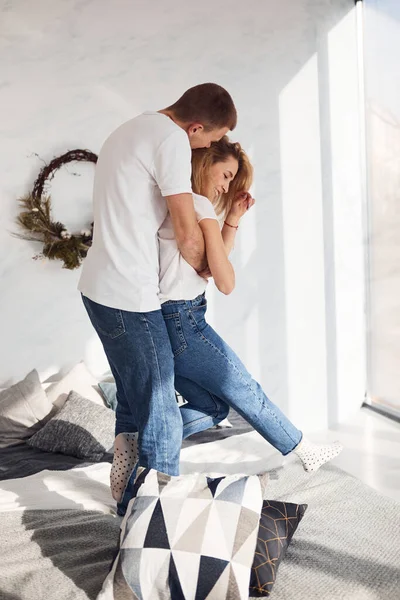 Standing Embracing Bed Young Lovely Couple Together Home Spending Weekend — Stock Fotó