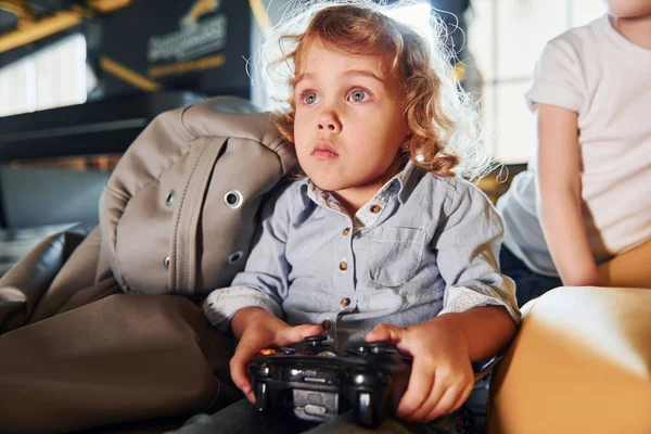 Kids Casual Clothes Sitting Together Controller Playing Video Games — Photo