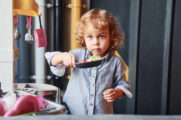 Child Casual Clothes Have Fun Learning How Prepare Food — Stock Photo, Image