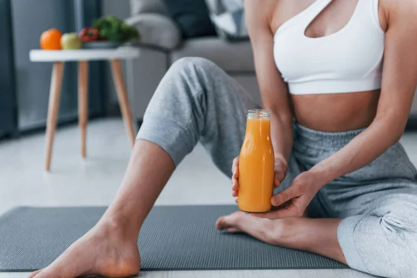 Holds Glass Orange Juice Hands Young Woman Slim Body Shape — Stockfoto