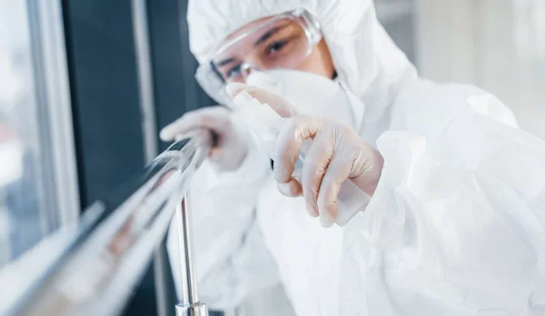 Female Doctor Scientist Lab Coat Defensive Eyewear Mask Standing Indoors — Stock fotografie