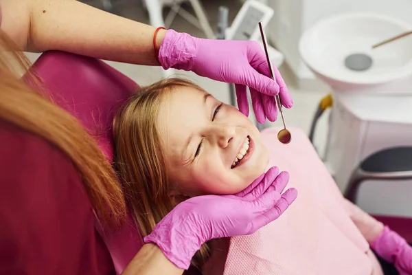 Little Girl Visiting Dentist Clinic Conception Stomatology — Photo