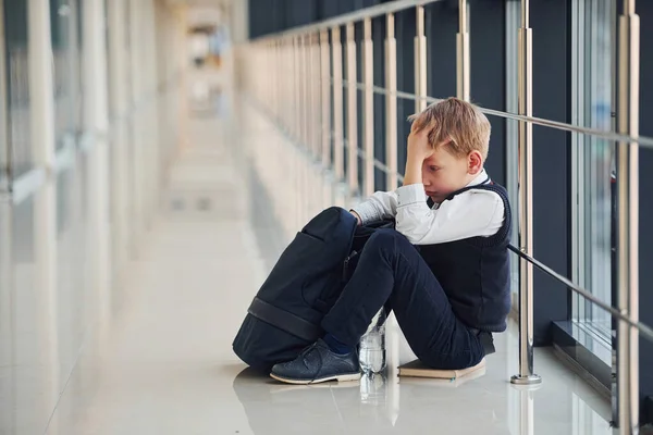 Boy Uniform Sitting Alone Feeling Sad School Conception Harassment — Foto Stock