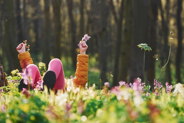 Happy Little Girl Casual Clothes Lying Ground Spring Forest Daytime — Stock Photo, Image