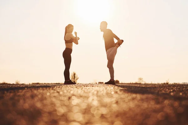 Woman Man Have Fitness Day Road Evening Together — Stockfoto