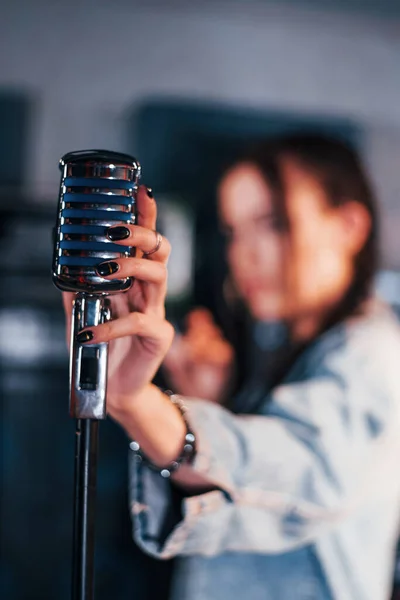 Close View Microphone Young Beautiful Female Performer Rehearsing Recording Studio — Foto de Stock