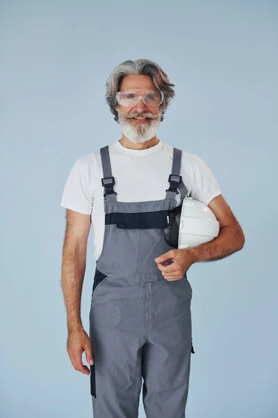Reparador Listo Para Trabajar Senior Elegante Hombre Moderno Con Pelo —  Fotos de Stock