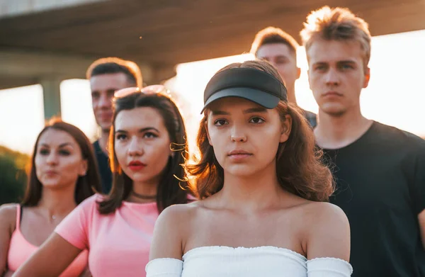 Grupo Jovens Que Protestam Juntos Ativista Pelos Direitos Humanos Contra — Fotografia de Stock