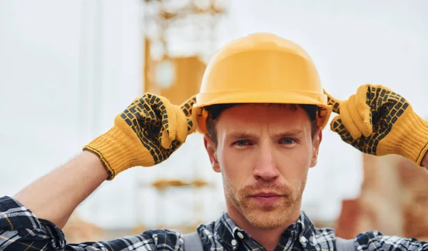 Portrait Construction Worker Uniform Safety Equipment — Stock Photo, Image