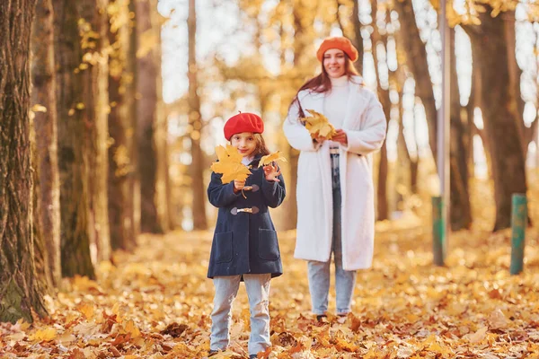 Weekend Activities Mother Her Little Daughter Having Walk Autumn Park — Stock Photo, Image