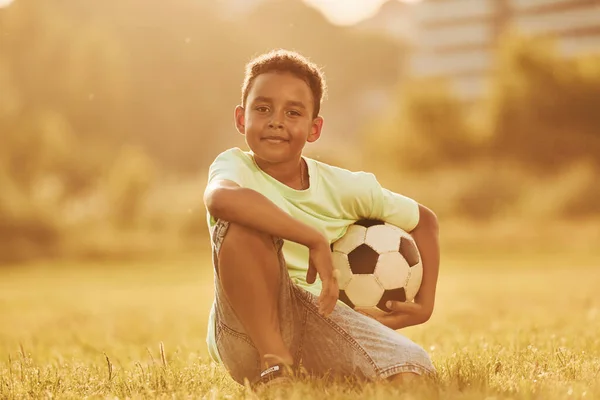 Beautiful Sunshine African American Kid Have Fun Field Summer Daytime — Stock Photo, Image