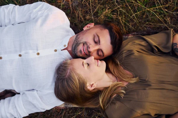 Happy Couple Outdoors Laying Ground — Stock Photo, Image