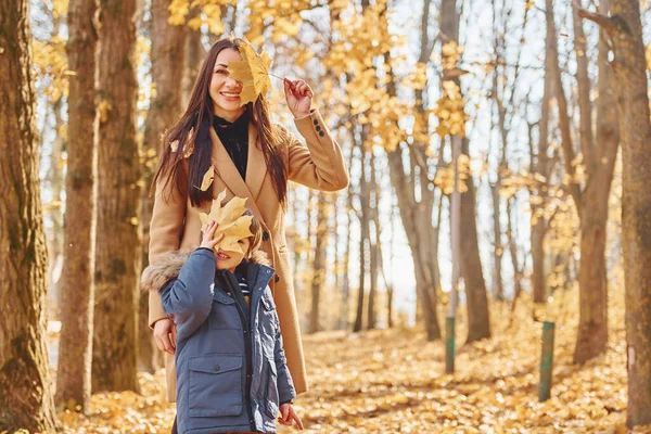 Cheerful Woman Boy Mother Her Son Having Fun Outdoors Autumn — Stock Photo, Image