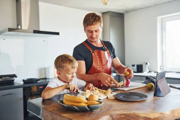 Man Apron Kitchen Father Son Indoors Home Together — Stock Photo, Image