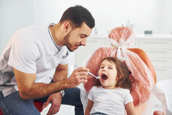 Little Girl Visiting Dentist Clinic Conception Stomatology — Stock Photo, Image