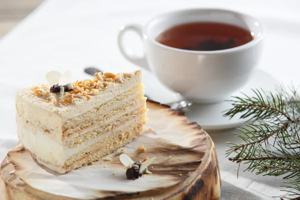 Fresh and sweet cake on dish — Stock Photo, Image