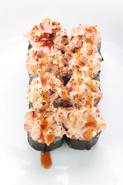 Sabroso asiático sushi en blanco fondo — Foto de Stock