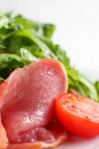 Fresh meat with tomato — Stock Photo, Image