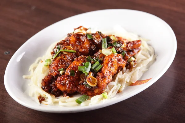 Leckeres und heißes chinesisches Essen — Stockfoto