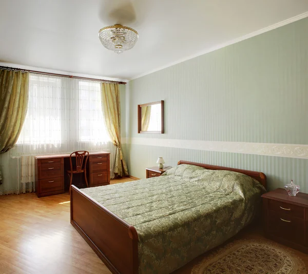 Чиста кімната в європейському стилі — стокове фото