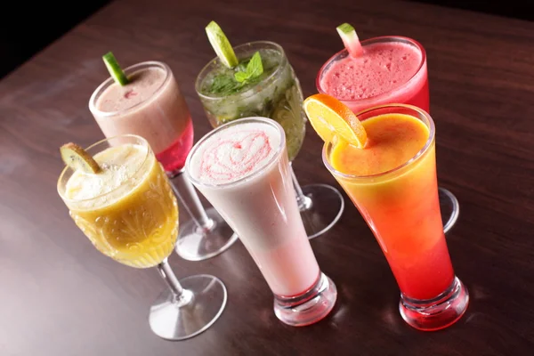 Cold and colorful cocktails — Stock Photo, Image