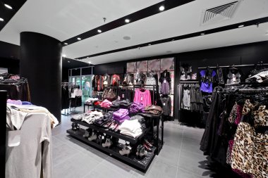 Avrupa yeni giyim mağazası