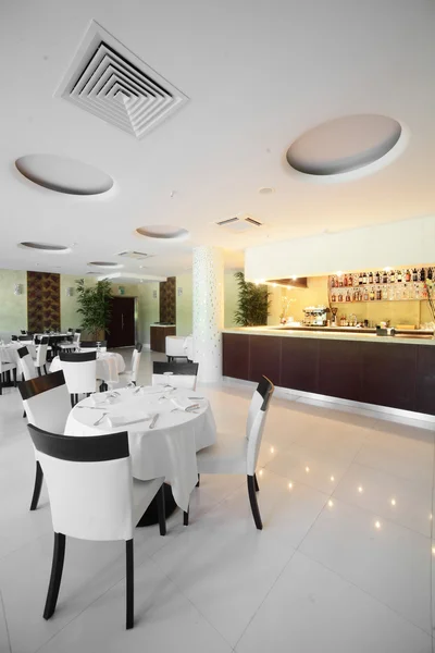 Luxusrestaurant im europäischen Stil — Stockfoto