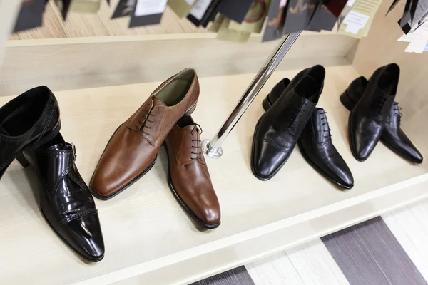 Brown and black shoes — Stock Photo, Image