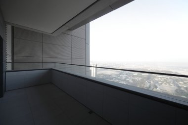 balkon dubai gökdelen