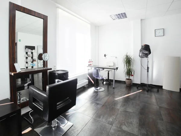 Čisté Evropské vlasy salon — Stock fotografie
