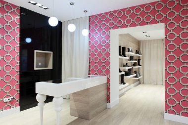 lüks Avrupa Ayakkabı mağazası