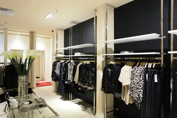 European brand new clothes shop — Stock Photo, Image