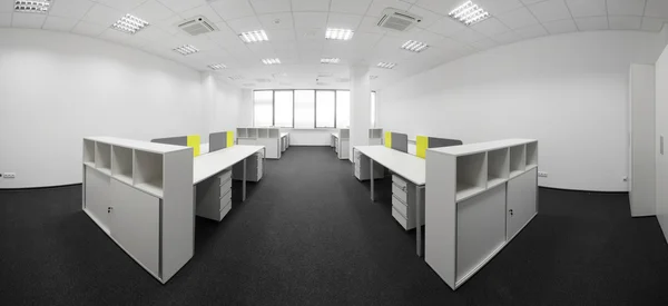 白色品牌新内部的办公室 — 图库照片