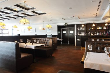 modern restoran güzel iç